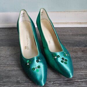 Coloriffics Shamrock Sequined Kitten Heels Size 8.5